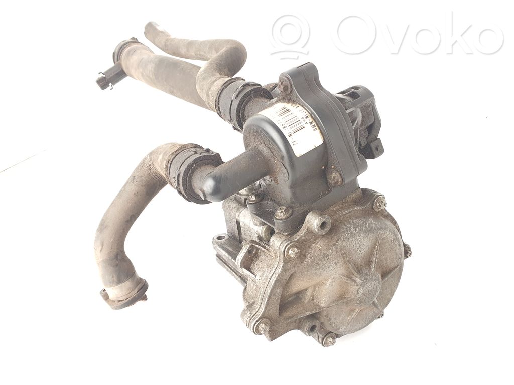 BMW 3 E46 Power steering pump 
