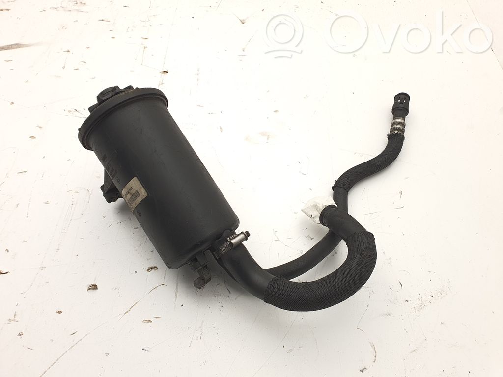 BMW 7 E65 E66 Ohjaustehostimen nestesäiliö 