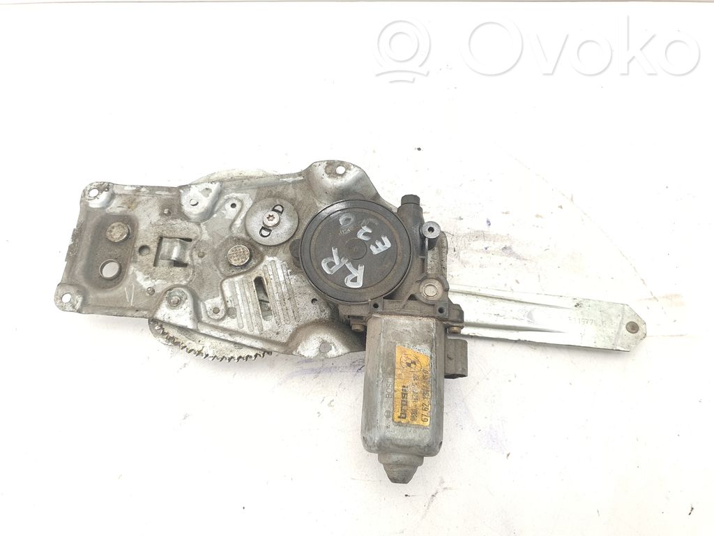 BMW 3 E36 Mécanisme lève-vitre de porte arrière avec moteur 