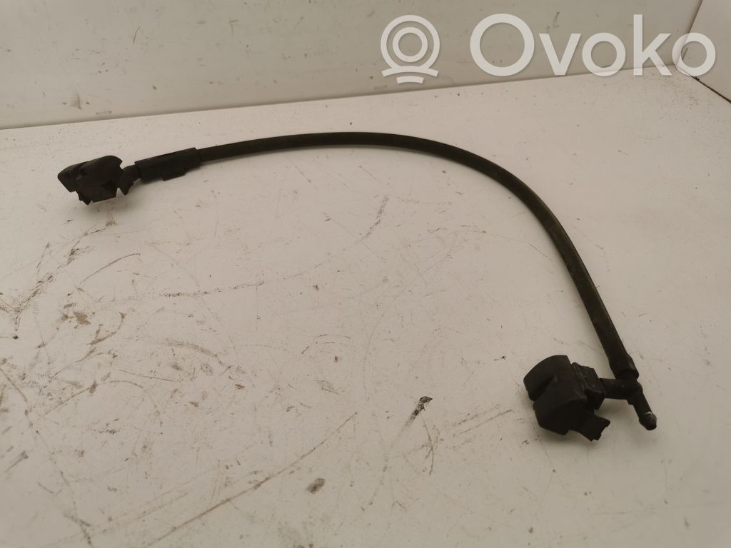 BMW 3 E46 Windshield washer spray nozzle 
