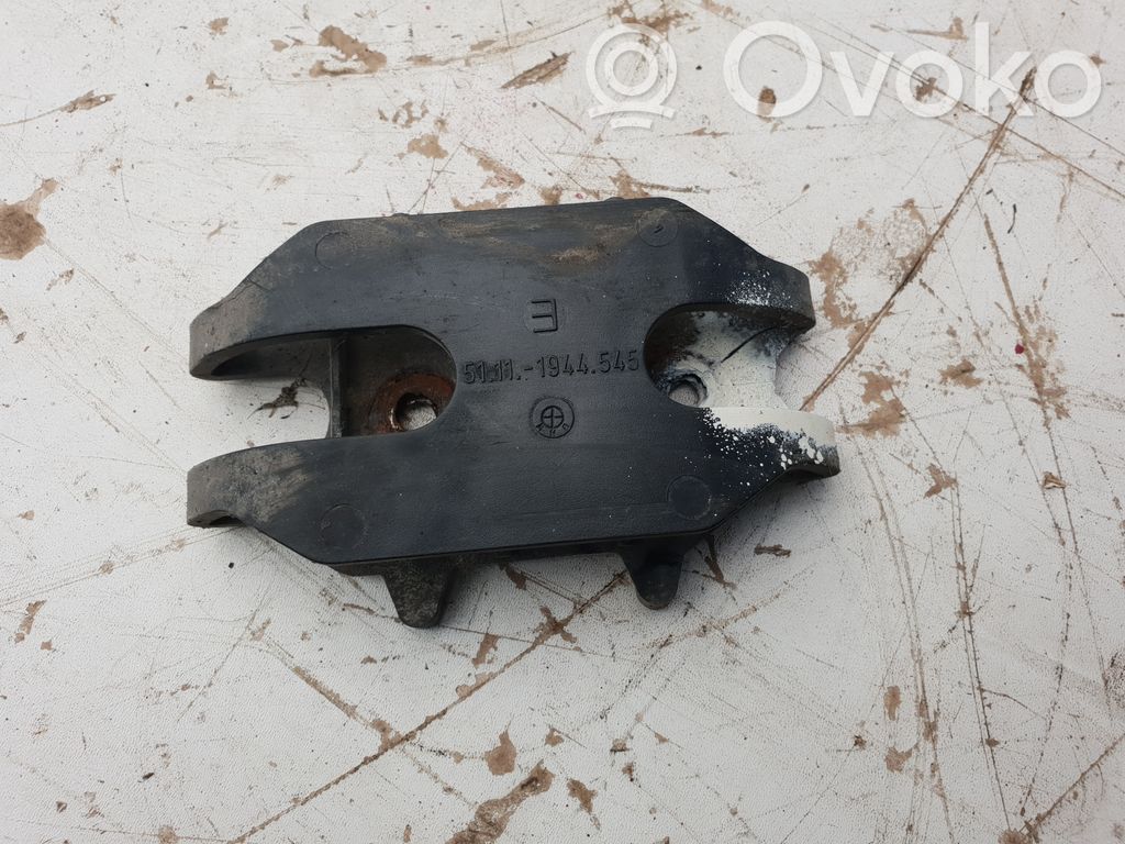 BMW 5 E34 Front bumper support beam 