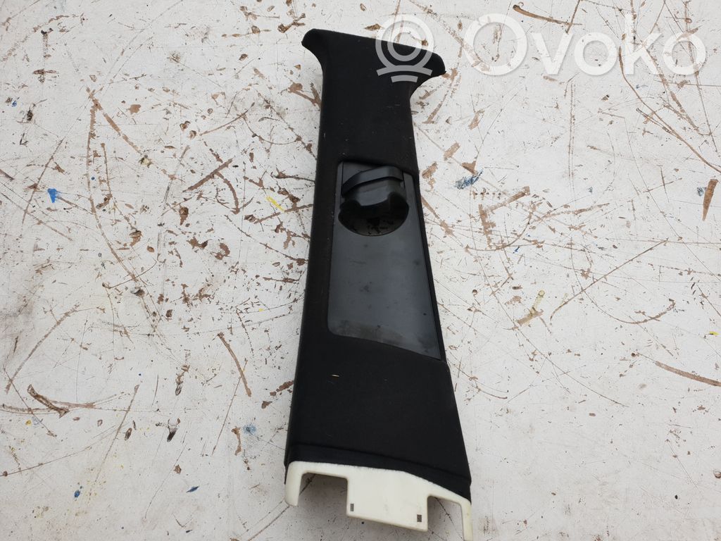 BMW X5 E53 Pilar (B) (superior) 