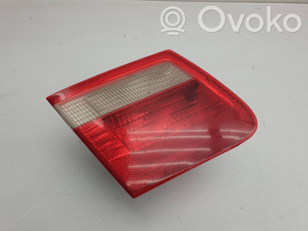 BMW 3 E46 Tailgate rear/tail lights 