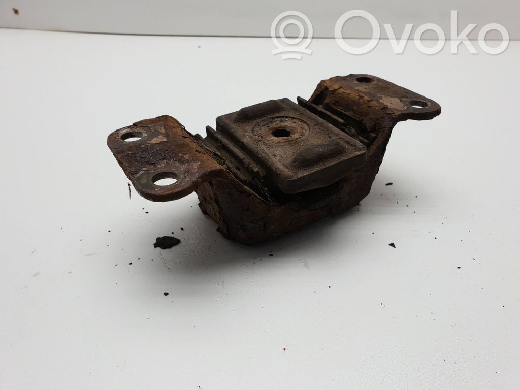 BMW 5 E34 Support de différentiel arrière 
