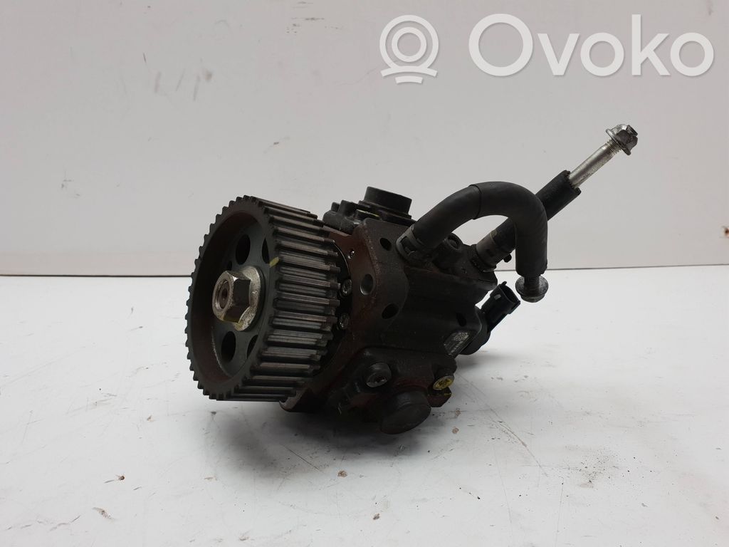 Opel Zafira C Degalų (kuro) siurblys 