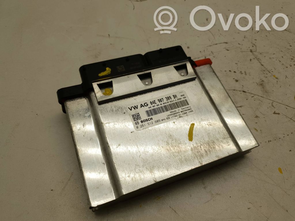 Volkswagen Golf VII Engine control unit/module 