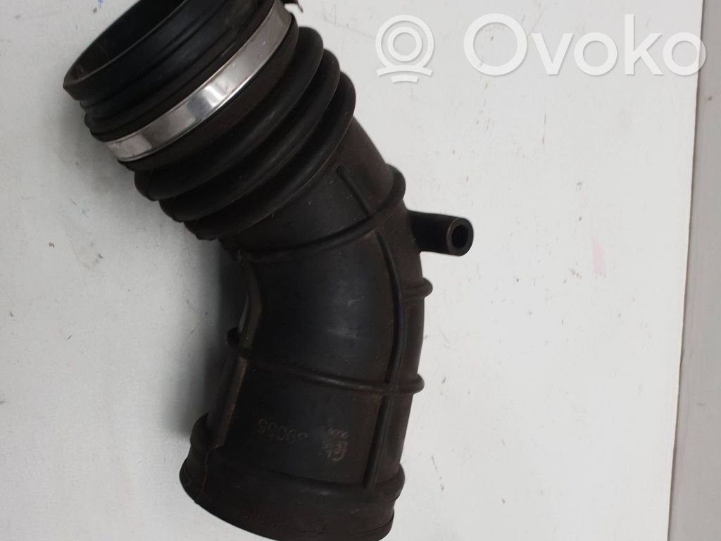 BMW 3 E36 Oro paėmimo kanalo detalė (-ės) 