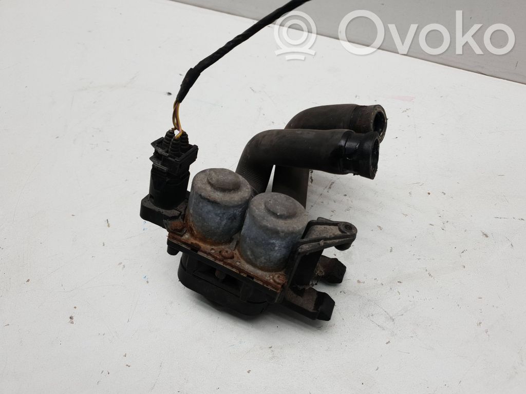 BMW 3 E36 Apsildes radiatora vārsts (-i) 