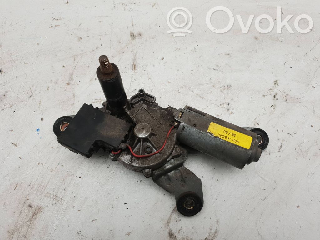 BMW 3 E36 Aizmugurējā loga tīrītāja motoriņš 