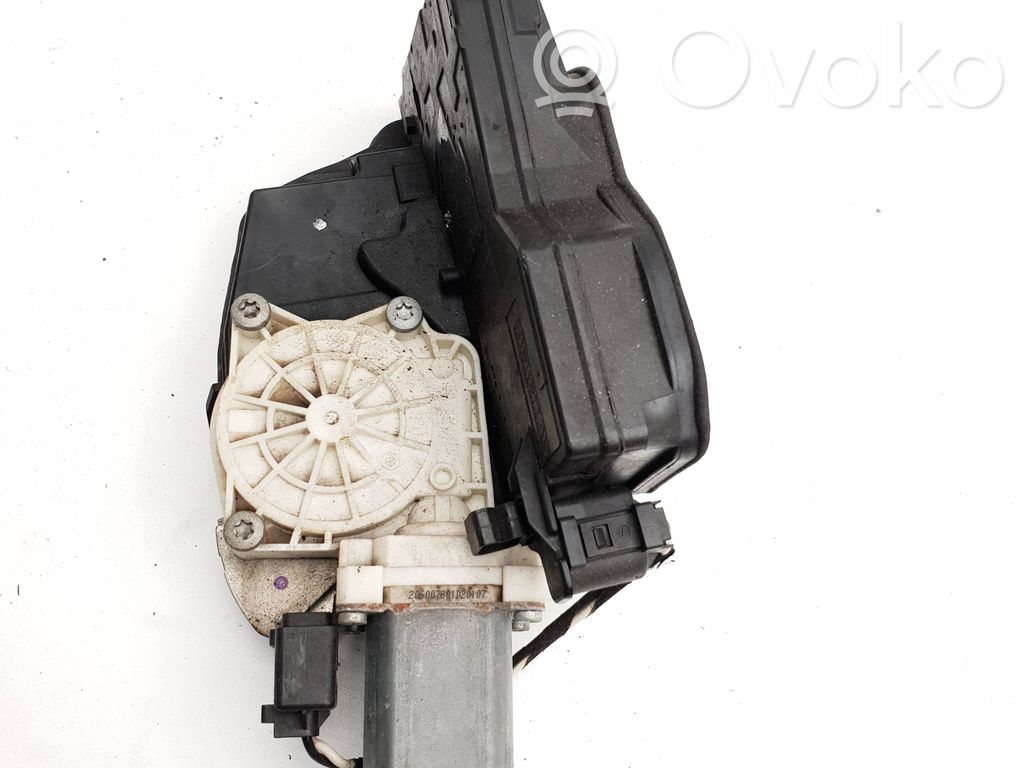 Rear door lock   7202128,A046998