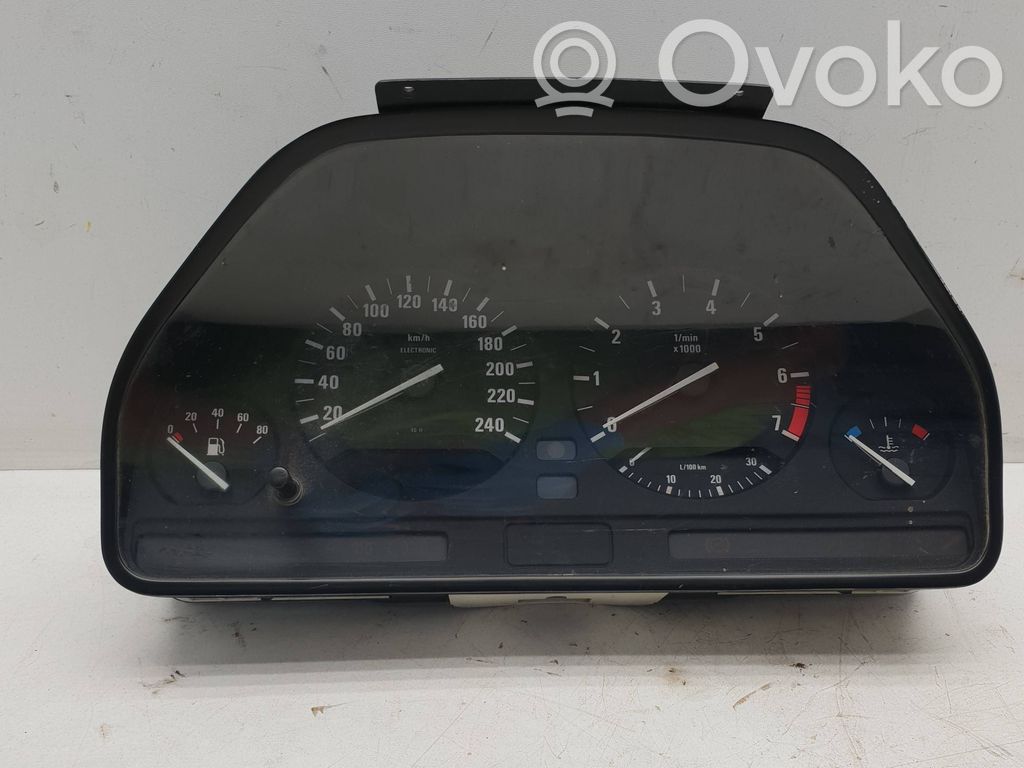 BMW 5 E34 Speedometer (instrument cluster) 