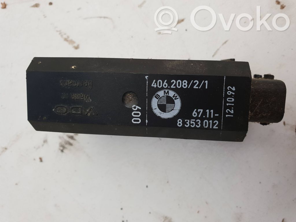 BMW 5 E34 Priekinė durų spyna 