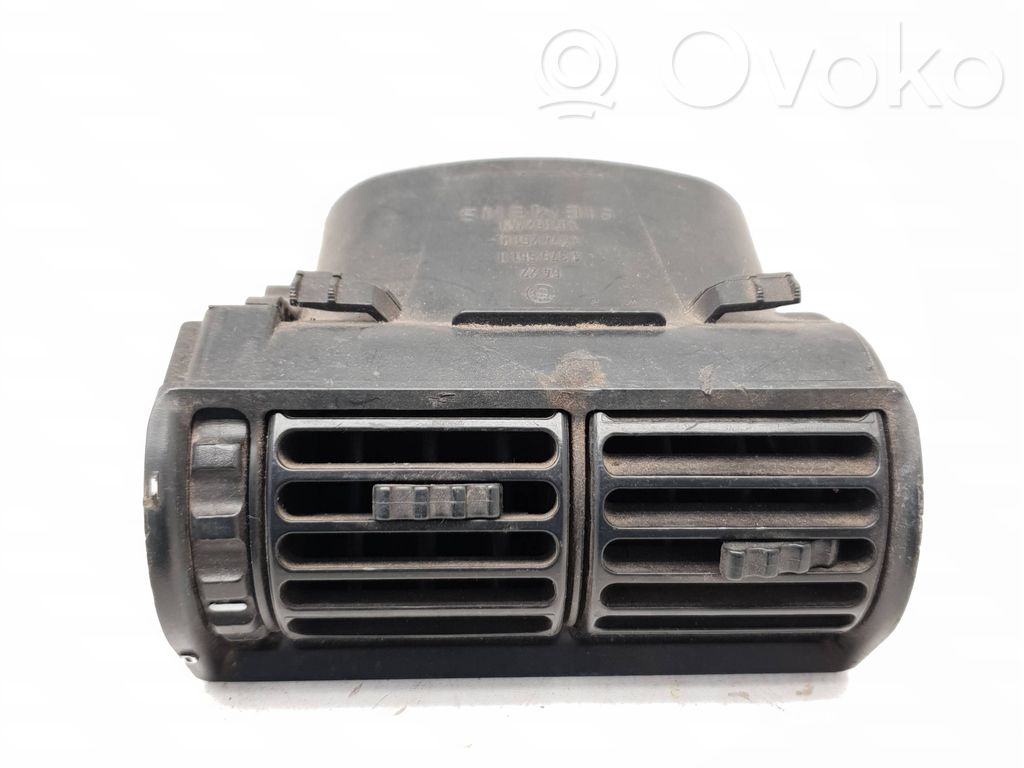 BMW 5 E34 Rejilla de ventilación trasera 