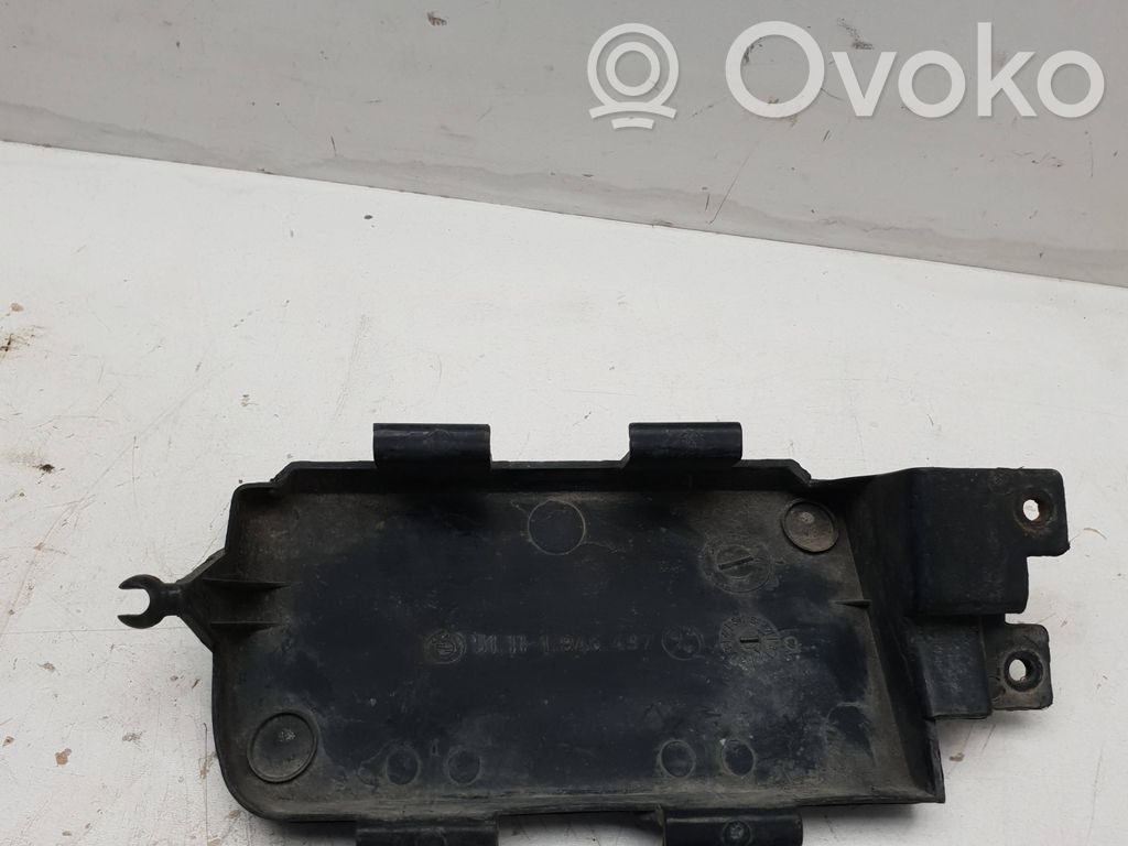 BMW 5 E34 Etusumuvalon ritilä 