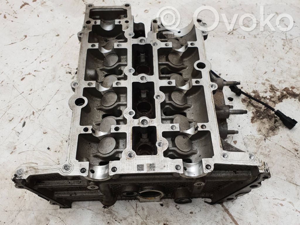 Ford Fiesta Chiulasă motor 