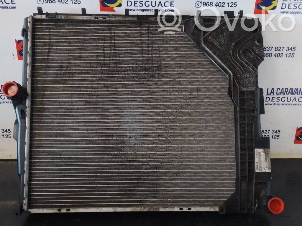 Coolant radiator   3104601