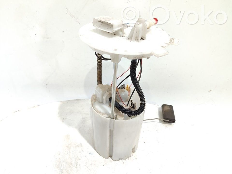 Bomba interna de combustible   170404ED0A
