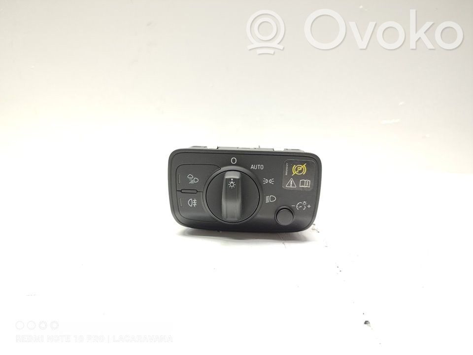 Interruptor de control del panel de luces   8V0941531AQ