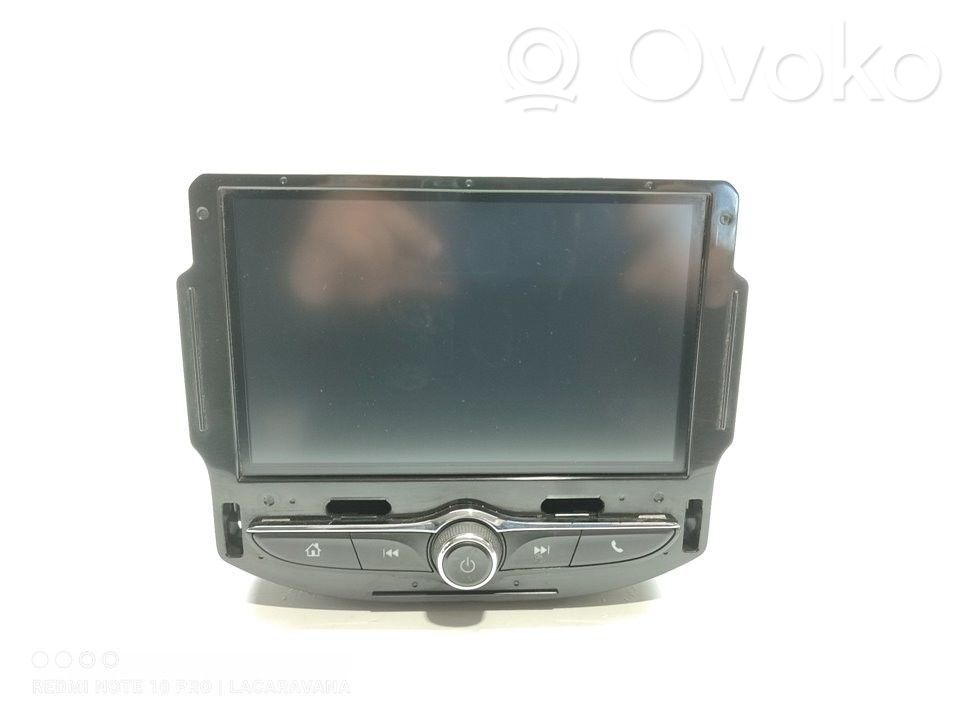Opel Corsa E Radio/CD/DVD/GPS head unit 