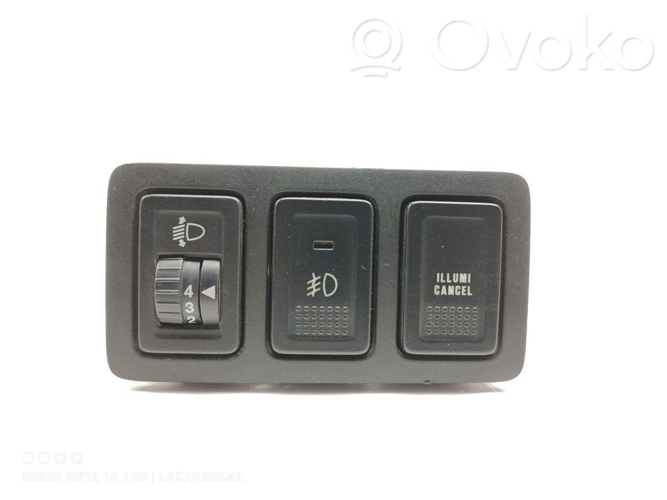 Suzuki Grand Vitara II Interrupteur / bouton multifonctionnel 