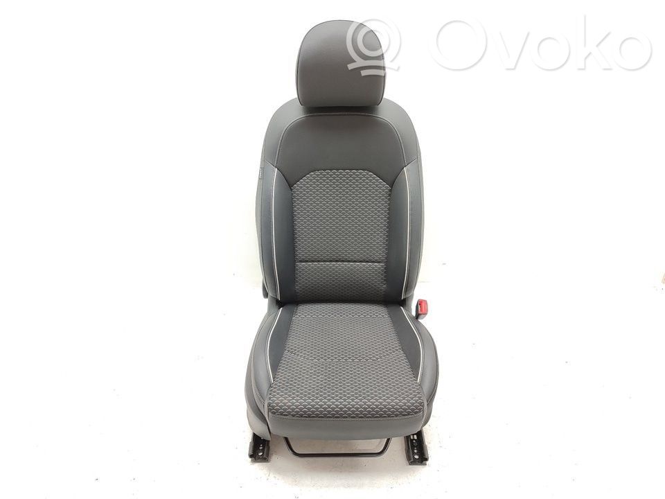 KIA Xceed Front passenger seat 
