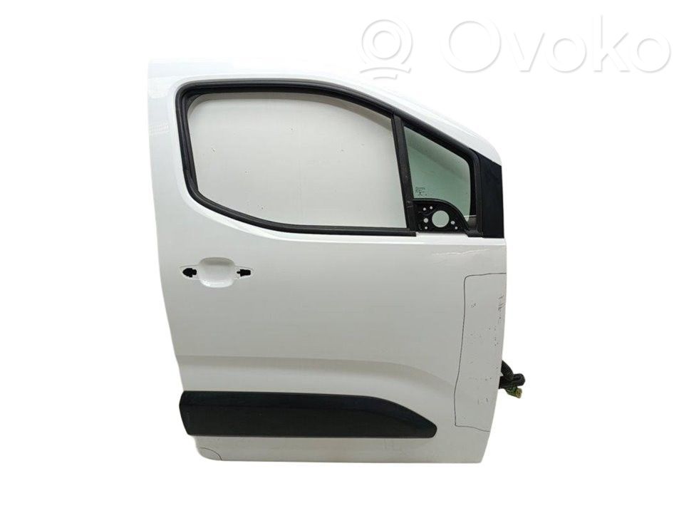 Opel Combo E Puerta delantera 