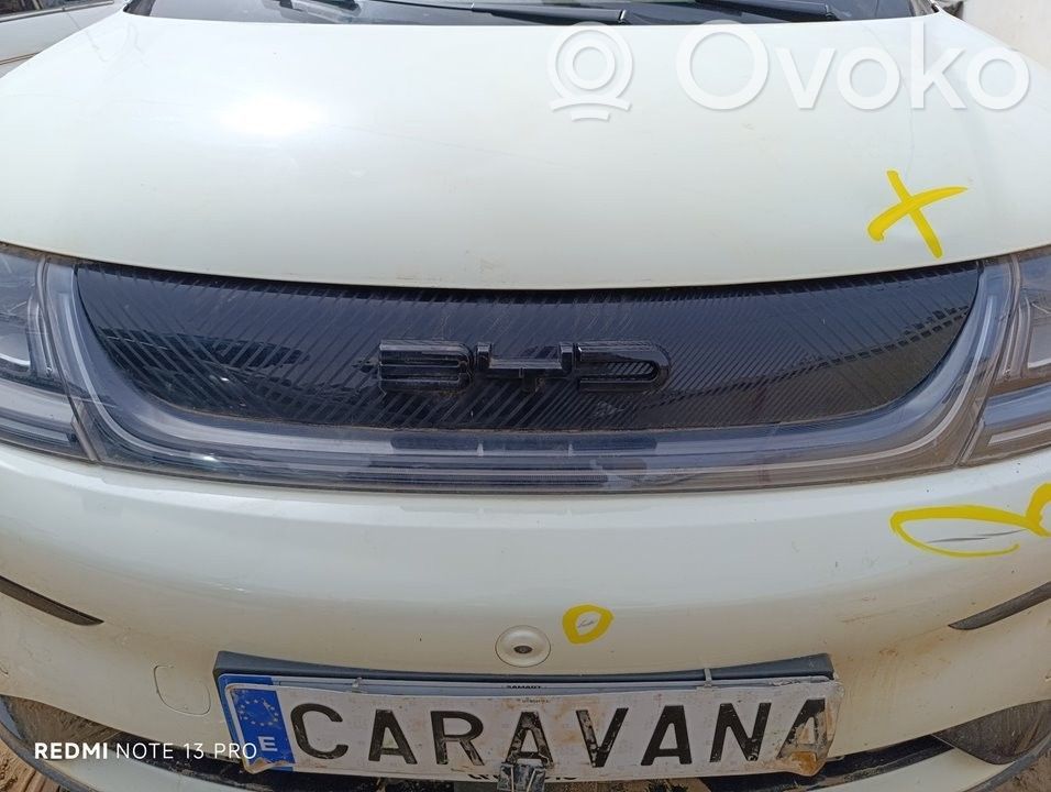 Headlight/headlamp   EM2E4102300