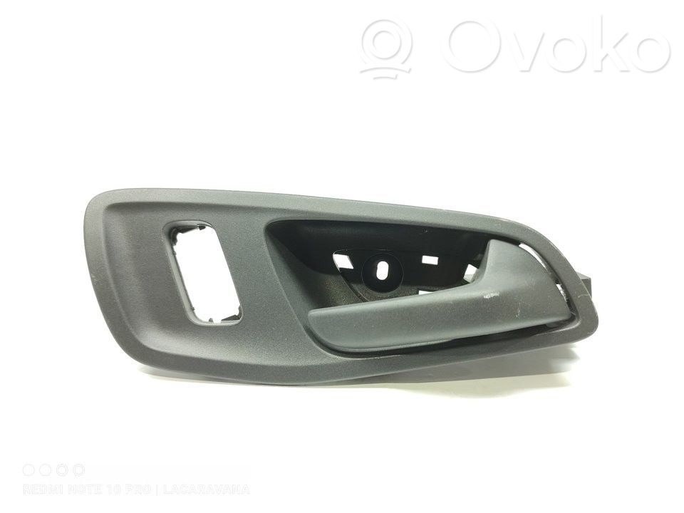 Ford Transit Manecilla interna puerta delantera 