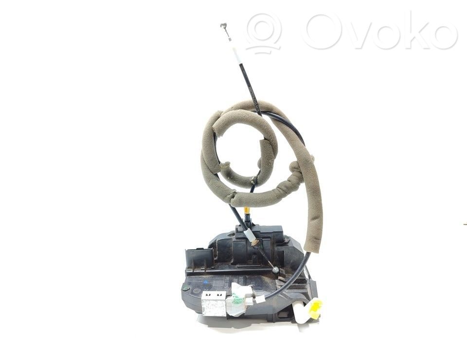 Nissan Qashqai Front door lock 