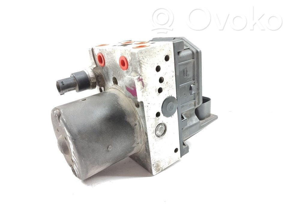 BMW X5 E53 ABS Pump 