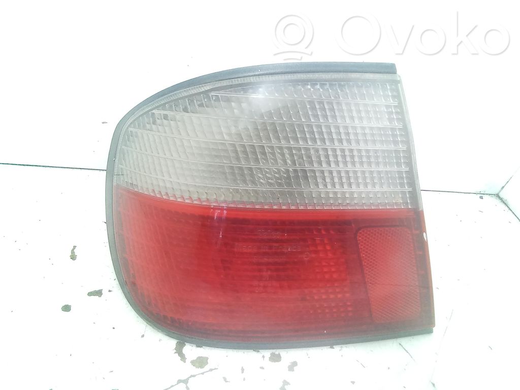 Nissan Primera Rear/tail lights 