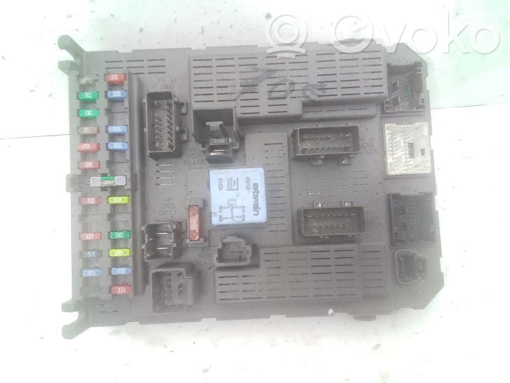Lancia Phedra Unidad de control/módulo de carrocería central 