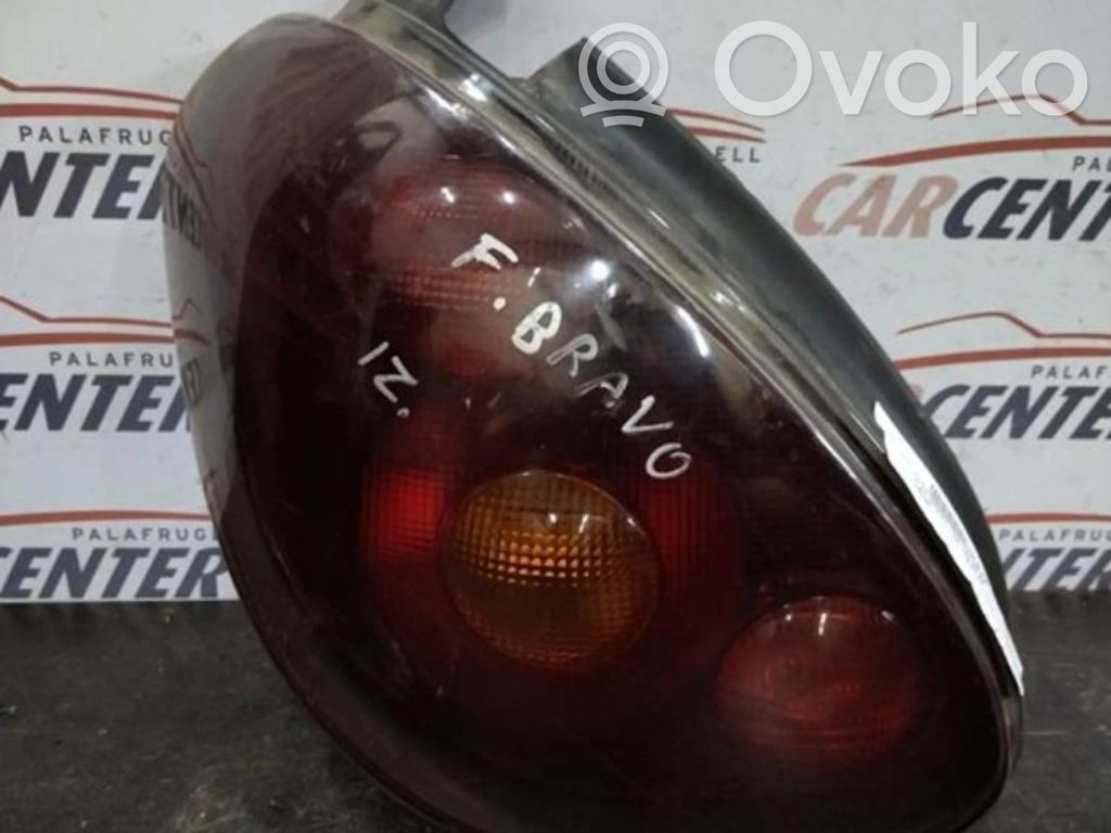 Fiat Bravo - Brava Lampă spate în caroserie 
