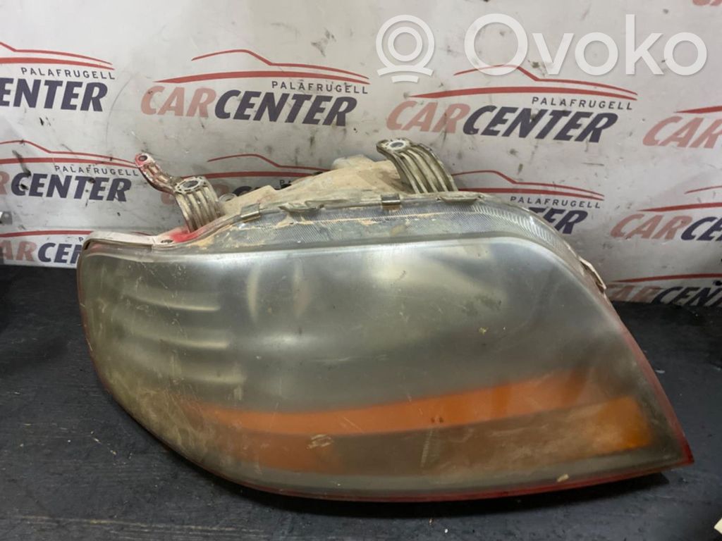 Headlight/headlamp   E138427