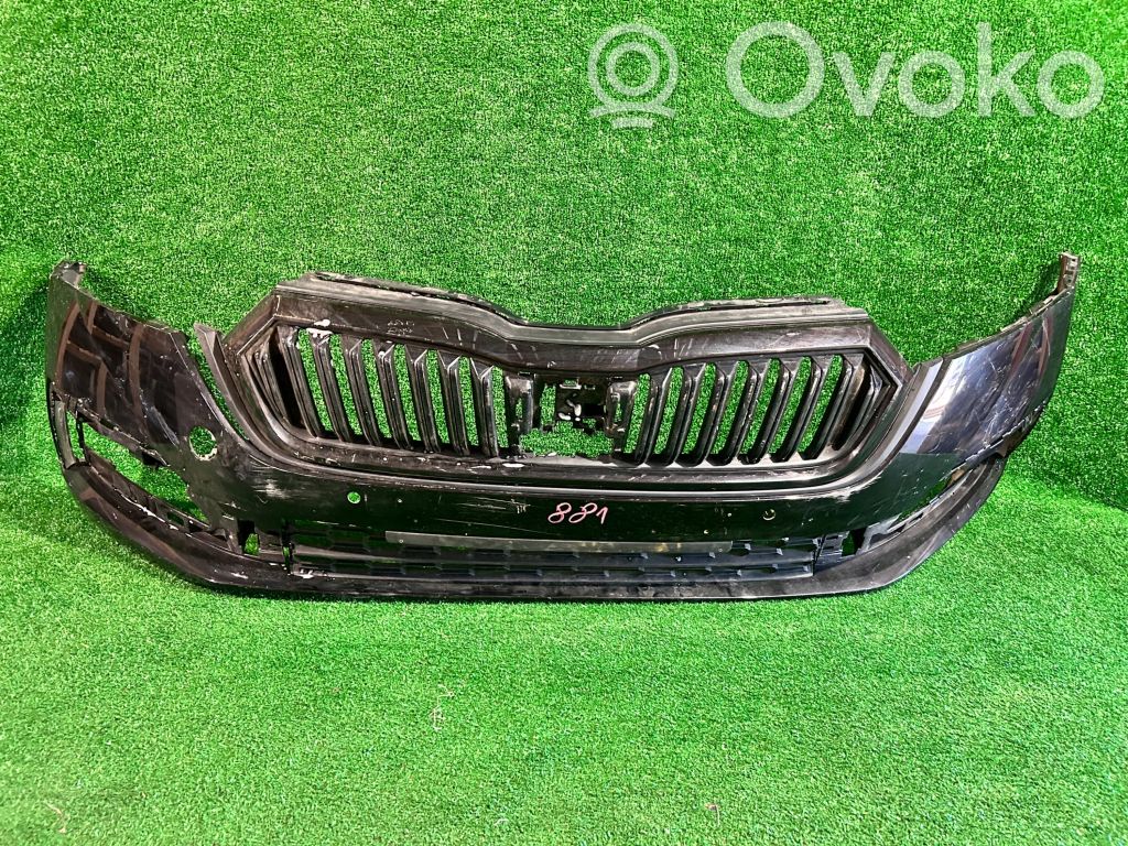 Skoda Octavia Mk4 Parachoques delantero 