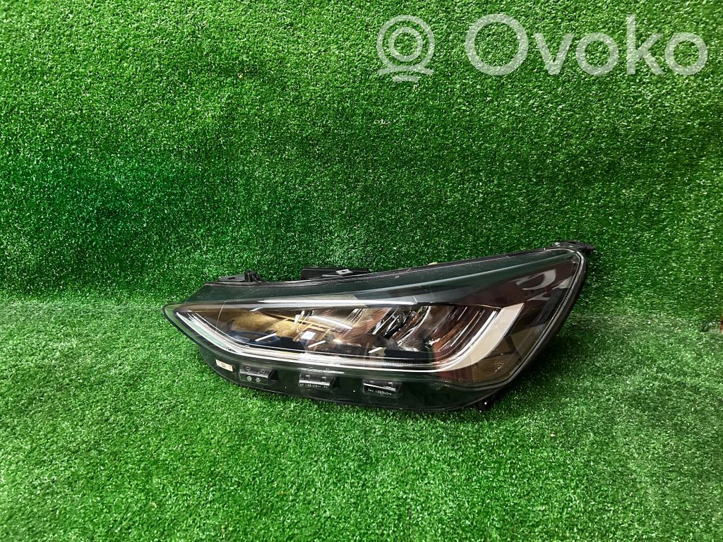Ford Focus Headlight/headlamp 