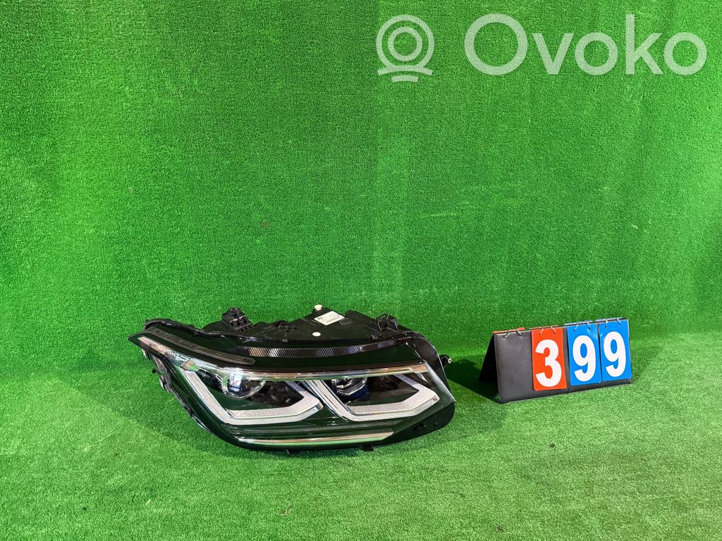Volkswagen Tiguan Lampa przednia 