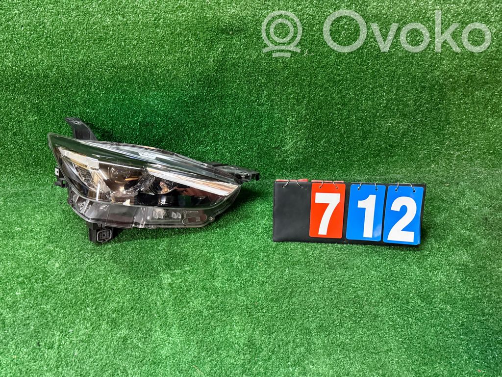 Headlight/headlamp   D10E51030