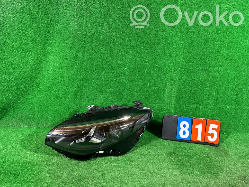 Mercedes-Benz CLA C174 C178 Lampa przednia 