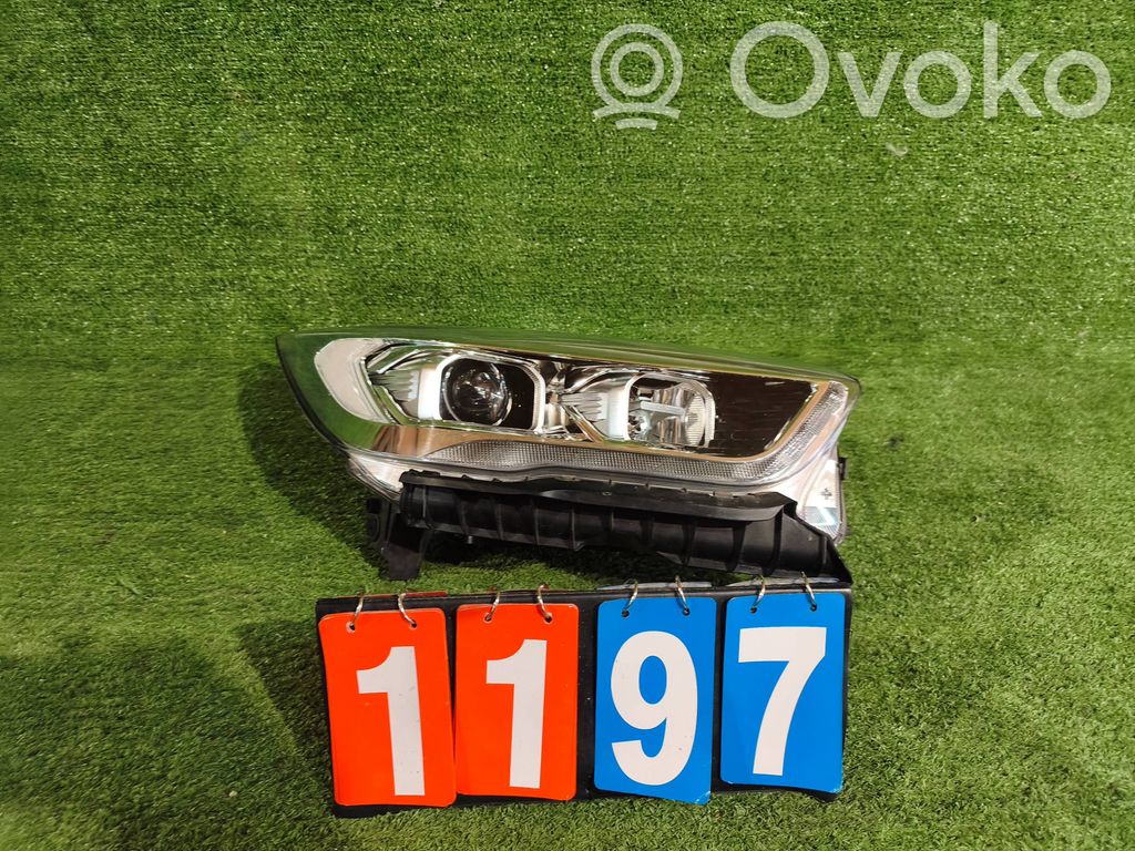 Ford Kuga II Headlight/headlamp 