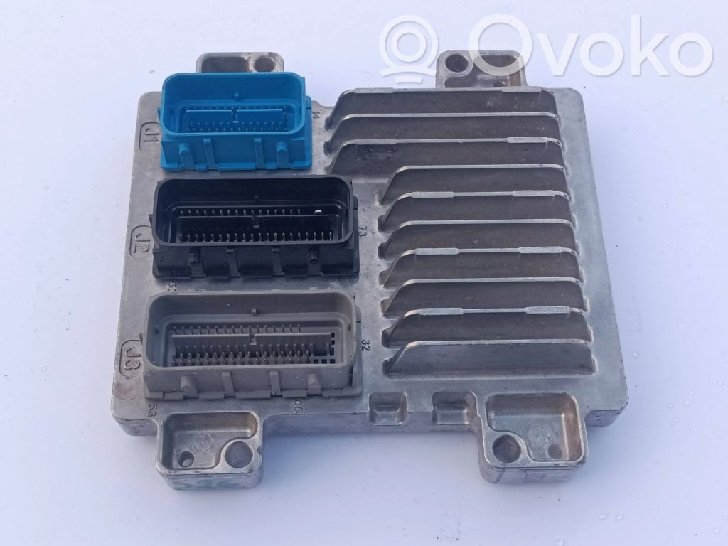 Opel Corsa E Engine control unit/module 