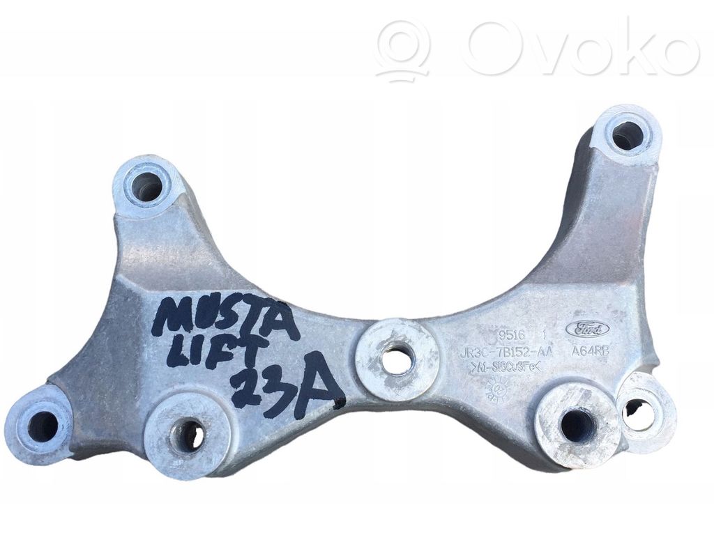 Ford Mustang VI Engine mounting bracket 