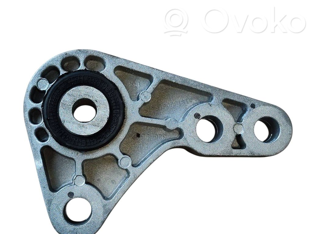 Ford Kuga III Gearbox mounting bracket 