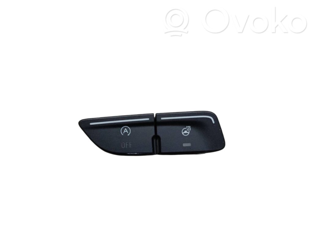Ford Kuga II Tailgate opening switch 