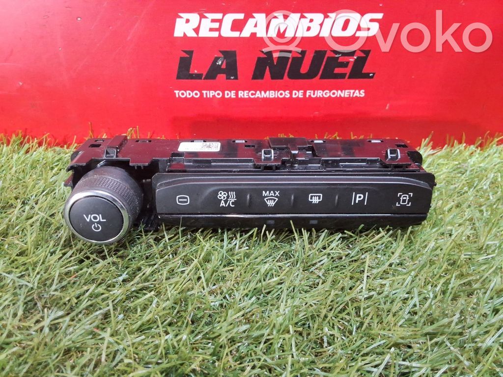 Ford Transit VII Otros interruptores/perillas/selectores 