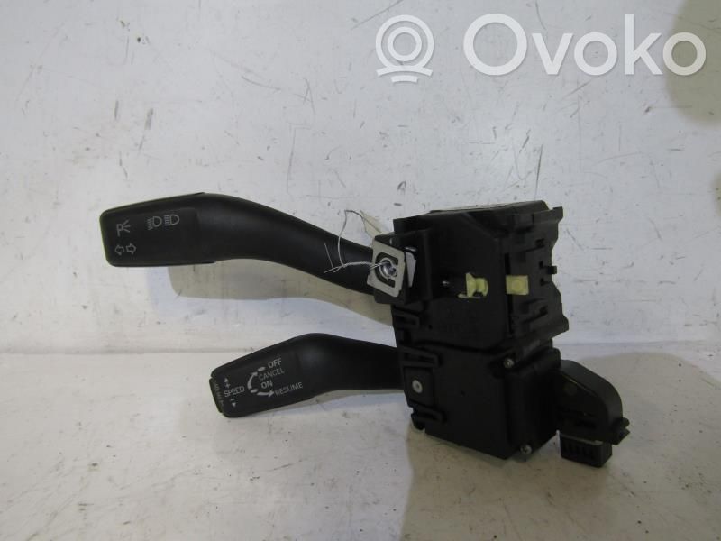 Audi A3 S3 A3 Sportback 8P Palanca de intermitentes 
