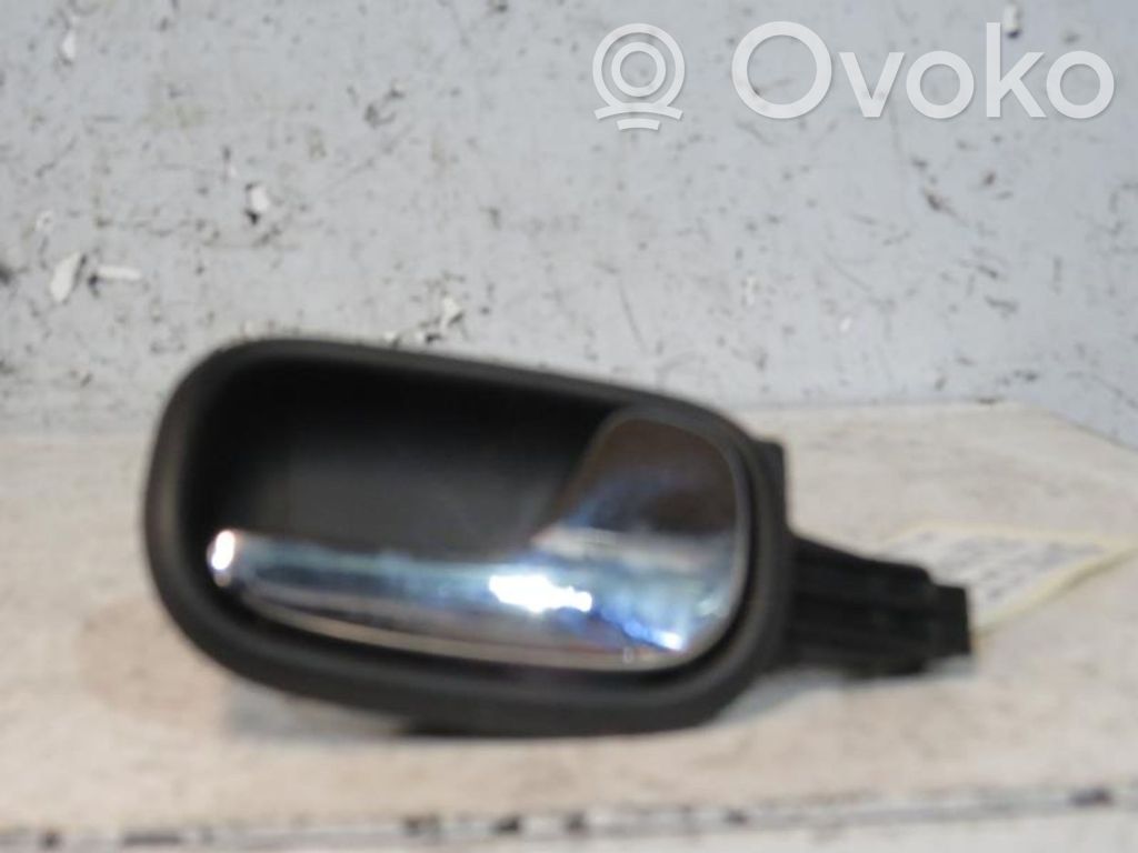Audi A4 S4 B5 8D Manecilla interna puerta trasera 