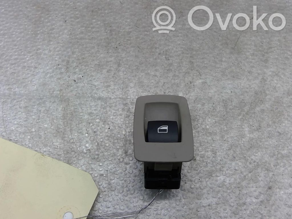 Elektrisko logu slēdzis   61316945874