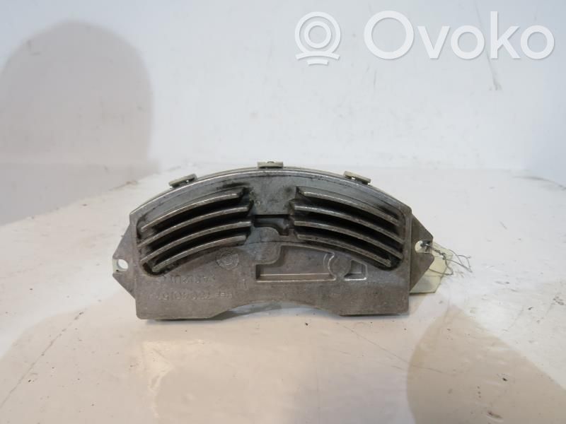 Lämpöpuhaltimen moottorin vastus   64119194595