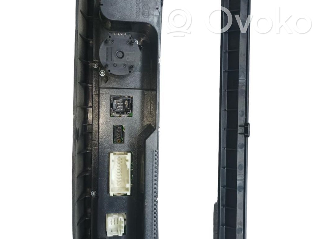 Climate control unit   64113446797
